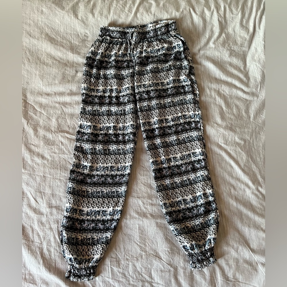 Loose fitting floral pants